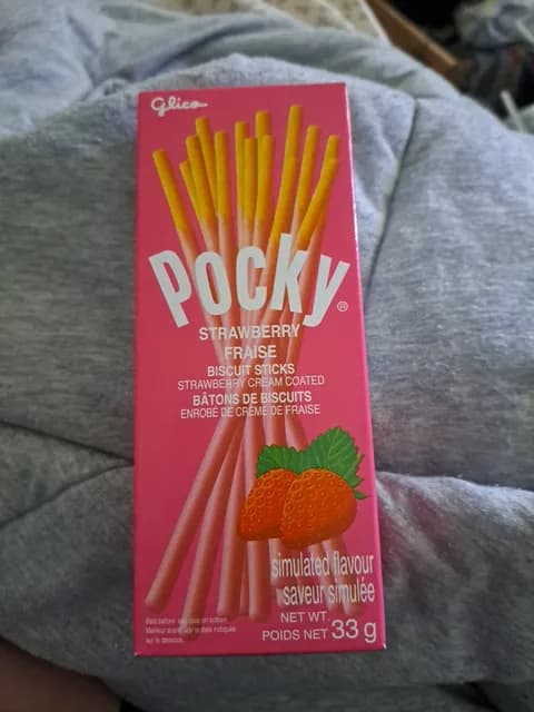 Glico Pocky Strawberry Biscuit