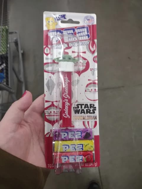 Pez Star Wars Mandalorian Candy & Dispenser