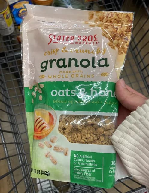 Stater Bros. Markets Crisp & Crunchy Oats & Honey Granola