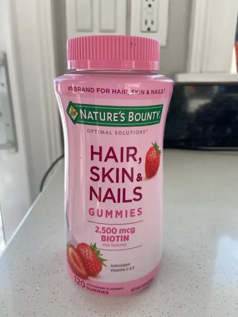 Nature'S Bounty Hair, Skin & Nails 120 Strawberry Flavored Gummies
