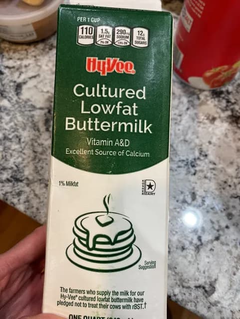 Hy-Vee Cultured Lowfat Buttermilk