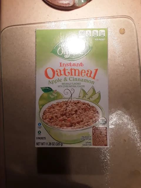 Wegmans Organic Apple & Cinnamon Instant Oatmeal