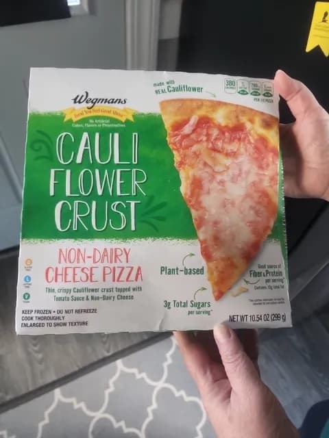 Wegmans Cauliflower Crust Non-Dairy Cheese Pizza