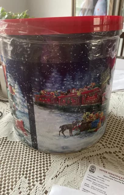 Great Value Holiday Santa Express Train Caramel, White Cheddar, Butter Popcorn