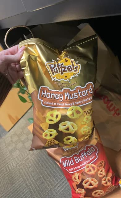 Unique Snacks Puffzels Honey Mustard Big Puff Flavor Fun Pretzel Crunch