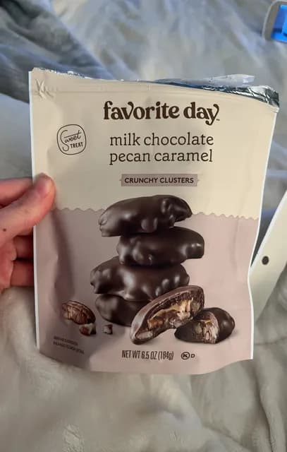 Favorite Day Milk Chocolate Pecan Caramel Crunchy Clusters