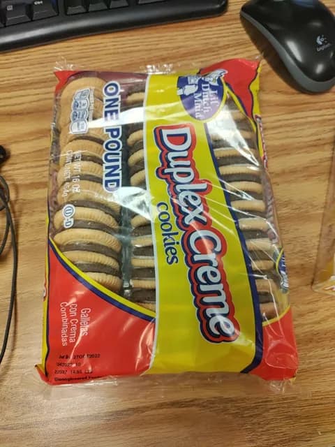 Lil' Dutch Maid Duplex Creme Cookies