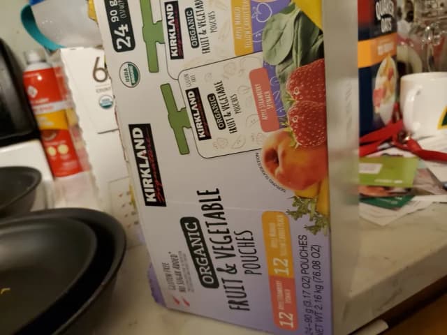 Is it Fish Free? Kirkland Signature Organic Fruit & Vegetable Pouches Apple Strawberry Spinach And Apple Mango Yellow Carrot Peach