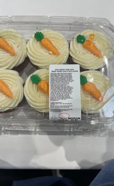 Mini Carrot Cakes With Cream Cheese Icing