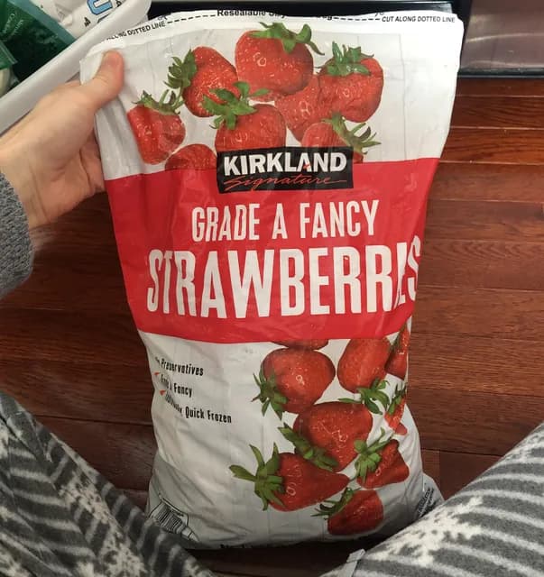Kirkland Signature Grade A Fancy Strawberries