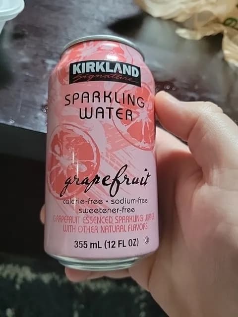 Kirkland Signature Grapefruit Sparkling Water
