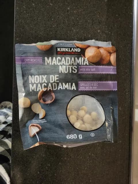 Is it Honey Free? Kirkland Signature Dry Roasted Macadamia Nuts With Sea Salt