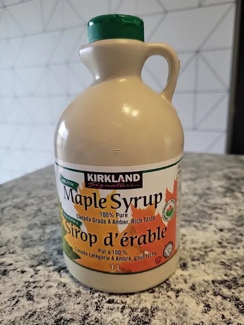 Kirkland Signature Organic 100% Pure Maple Syrup