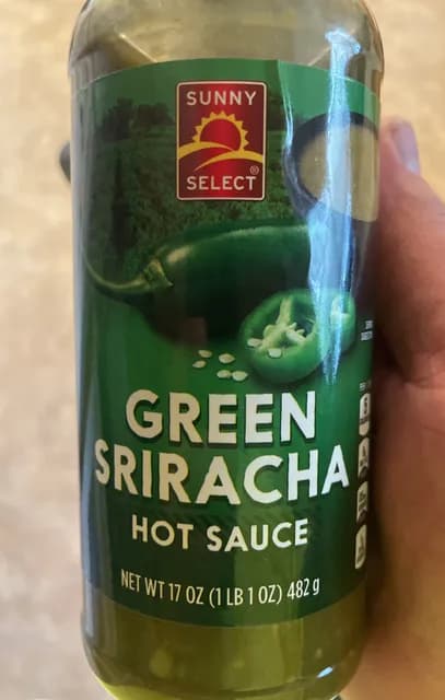 Sunny Select Green Sriracha Hot Sauce