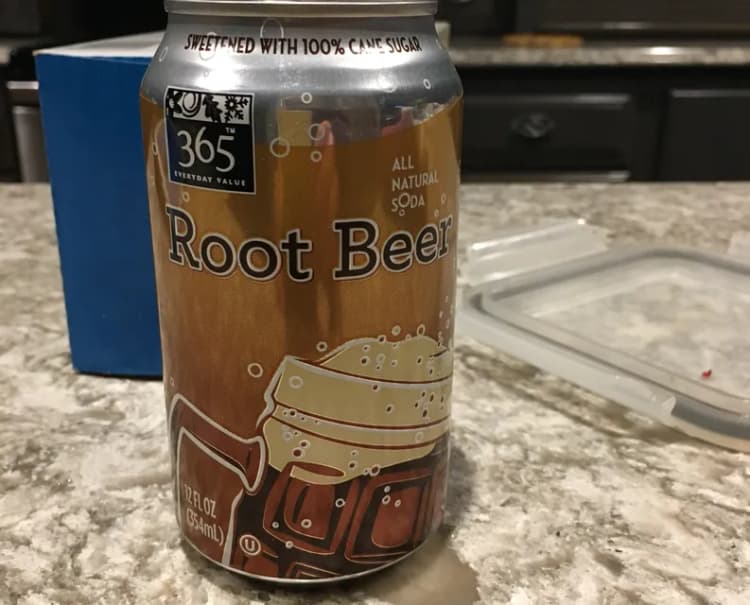 365 Everyday Value Root Beer All Natural Soda