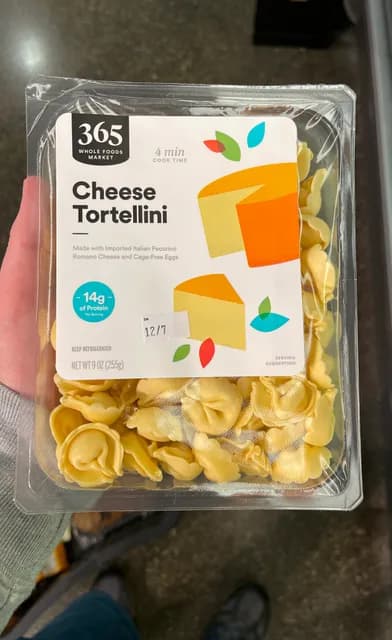 365 Whole Foods Market Cheese Tortellini