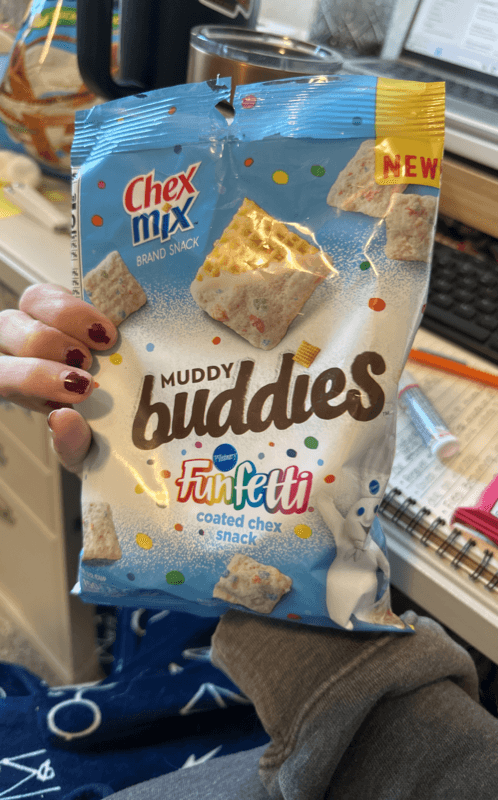 Chex Mix Muddy Buddies Funfetti Snack