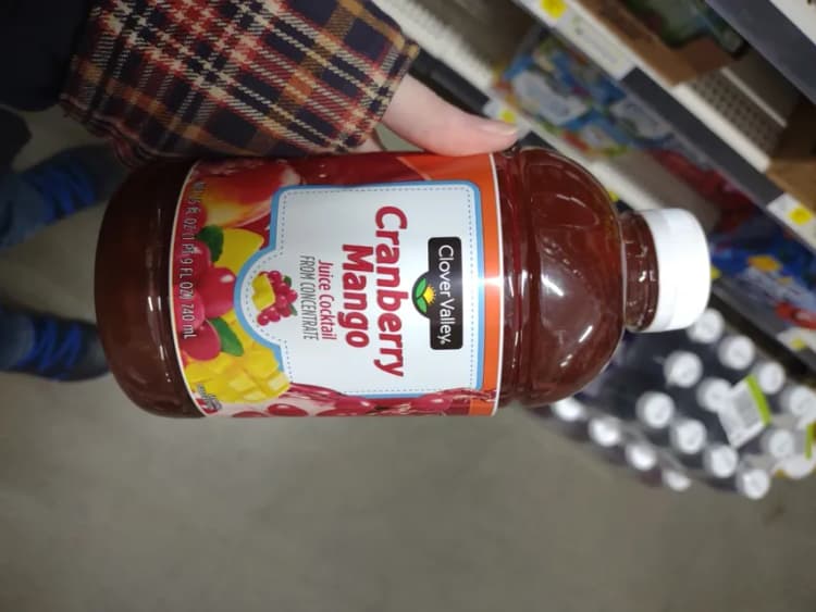 Clover Valley Cranberry Mango Juice Cocktail