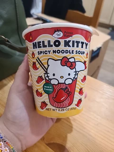 Prince Katsu Hello Kitty Spicy Noodle Soup