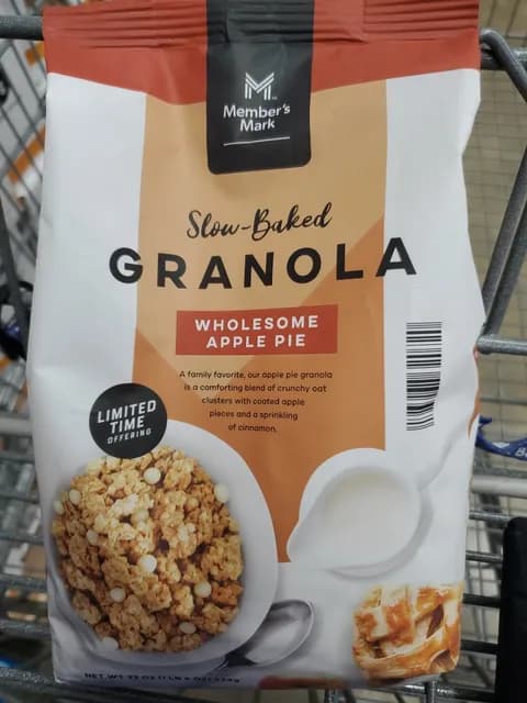 Member'S Mark Slow-Baked Granola Wholesome Apple Pie