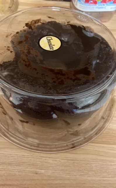 No Name Chocolate Creme Cake