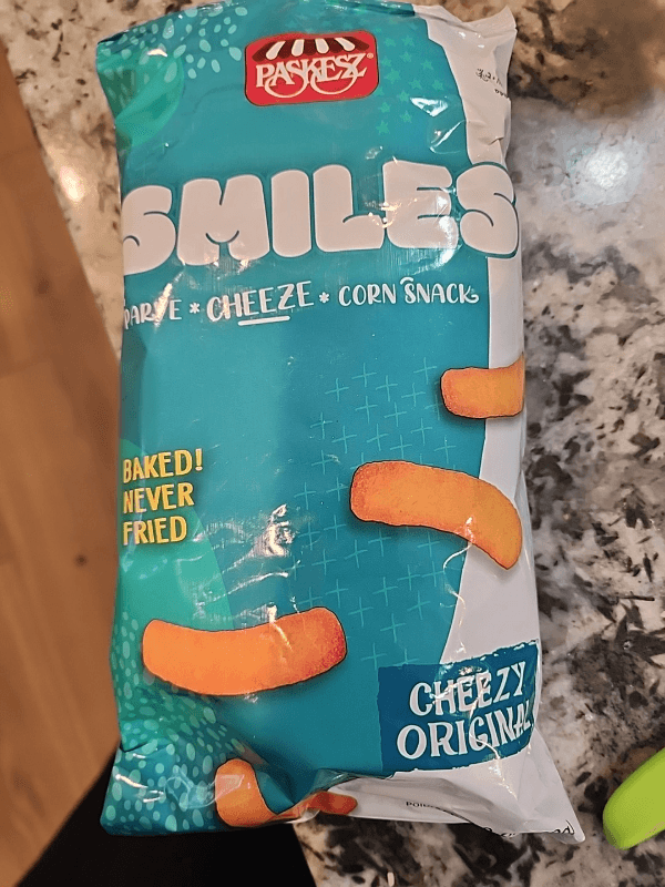 Paskesz Smiles Parve Corn Snacks Cheezy Original