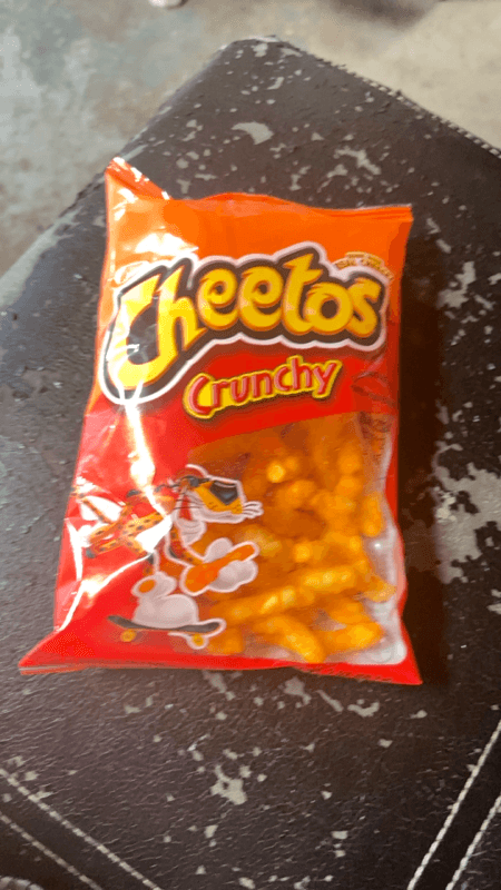 Cheetos Crunchy