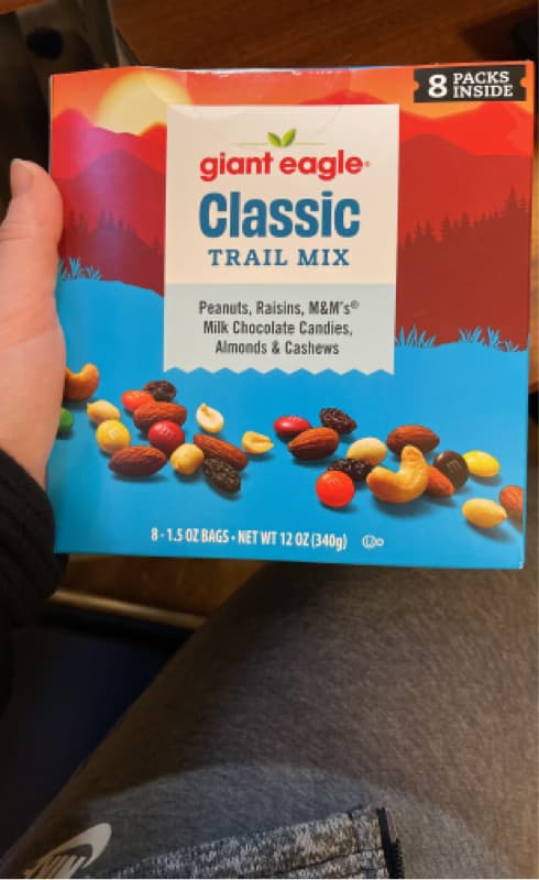 Giant Eagle Classic Trail Mix