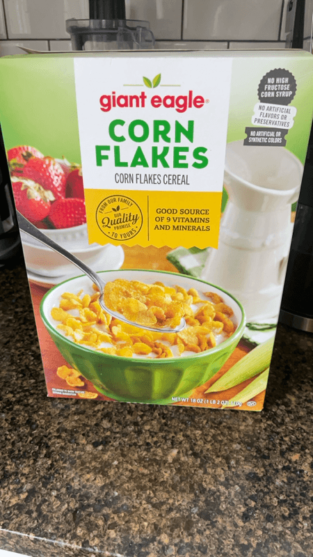 Giant Eagle Corn Flakes Cereal