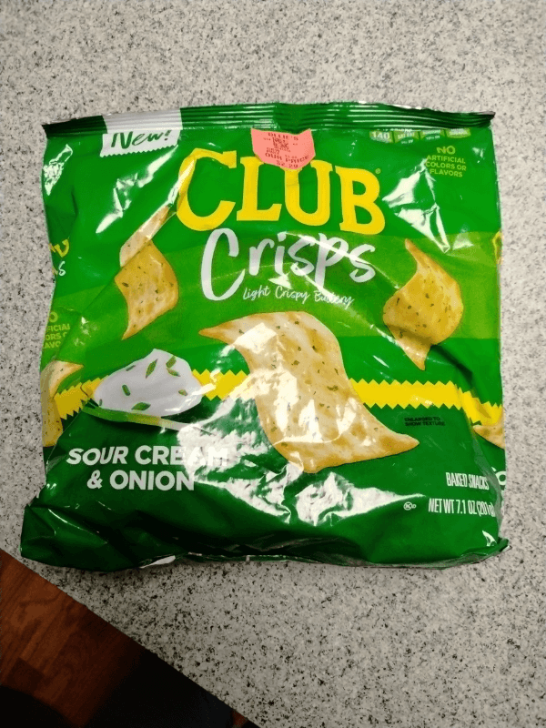 Club Sour Cream & Onion Cracker Crisps