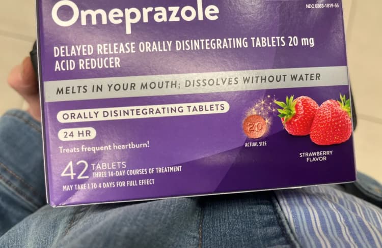 Walgreens Omeprazole Strawberry Flavor Orally Disintegrating