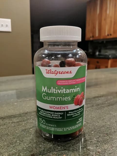 Walgreens Women'S Multivitamin Gummies Natural Berry Flavors (Blackberry, Raspberry & Strawberry