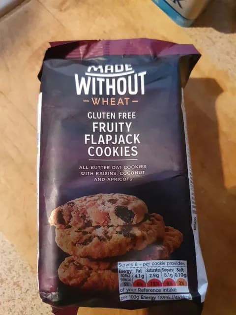 M&S Food Made Without Fruity Flapjack Cookies