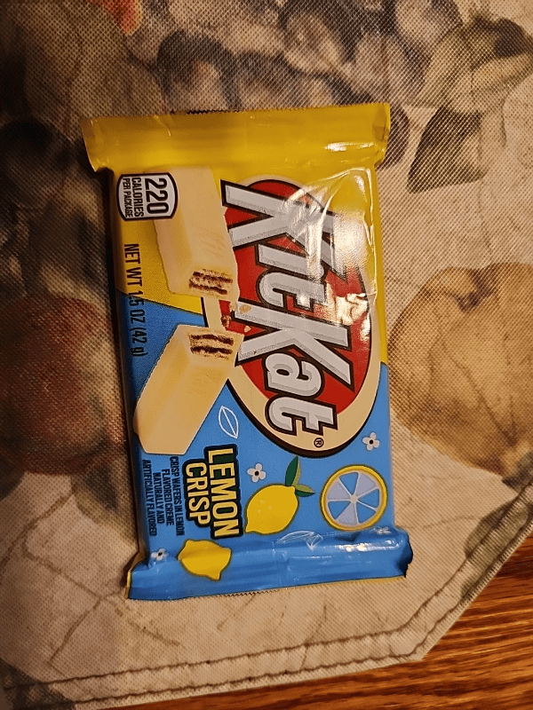 Kitkat Lemon Crisp