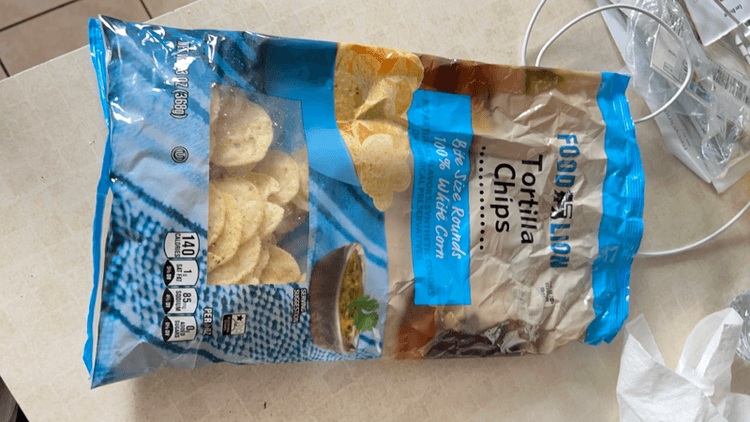 Foodlion Tortilla Chips Bite Size Rounds 100% White Corn
