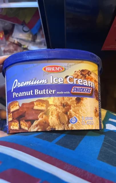 Braum'S Premium Ice Cream Peanut Butter Made With Snickers