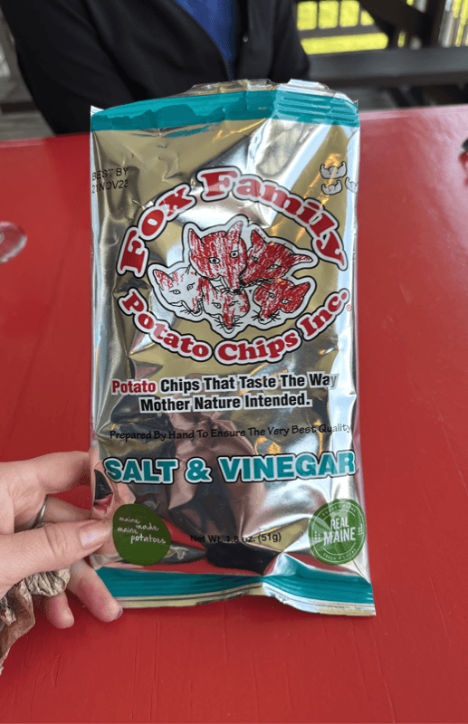 Fox Family Potato Chips Inc. Salt & Vinegar