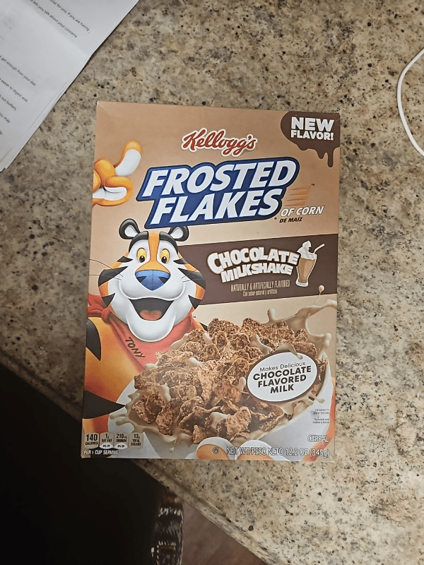 Kellogg'S Chocolate Milkshake Frosted Flakes Of Corn Cereal