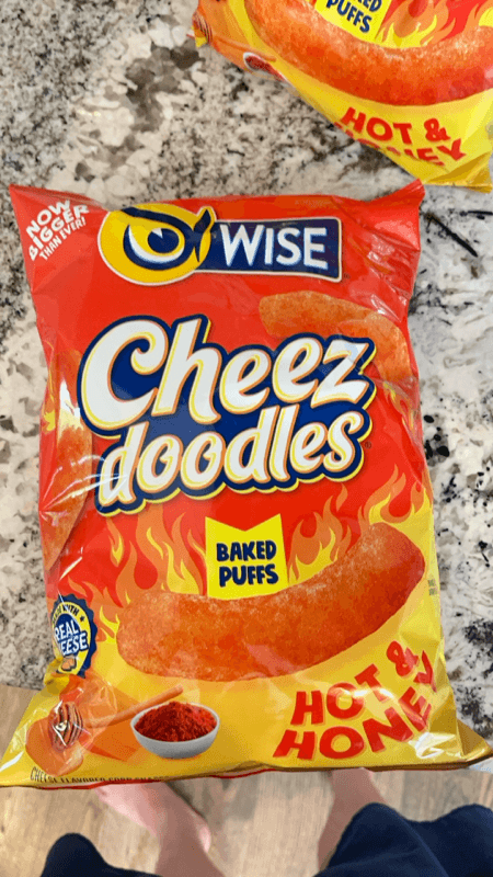 Wise Cheez Doodles Hot & Honey Baked Puffs