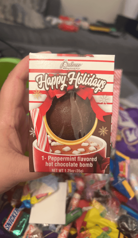 Palmer Happy Holidays 1 Peppermint Flavored Hot Chocolate Bomb