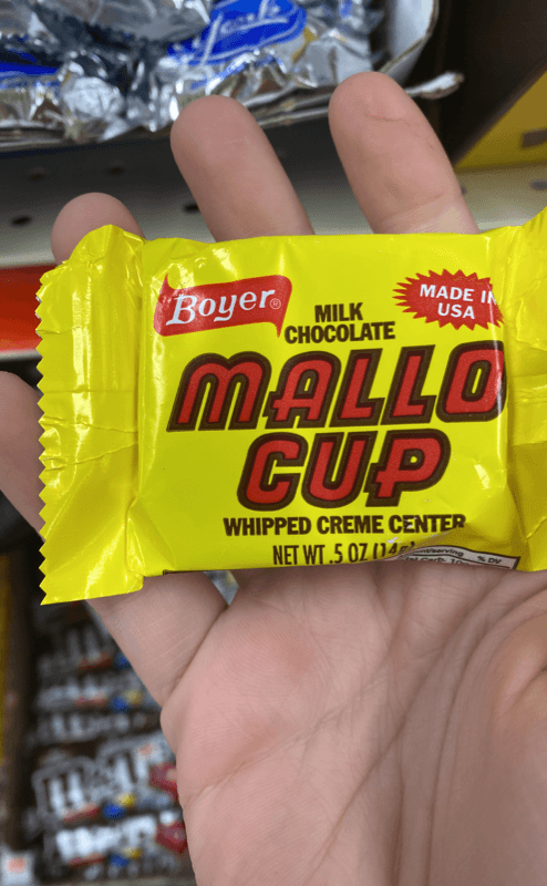 Boyer Milk Chocolate Mallo Cup With Whipped Creme Center