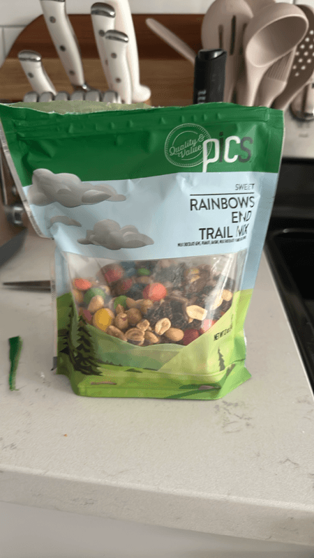 Pics Trail Mix, Rainbows End, Sweet