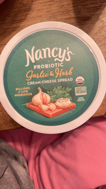 Nancy'S Probiotic Garlic & Herb Cream Cheese Spread