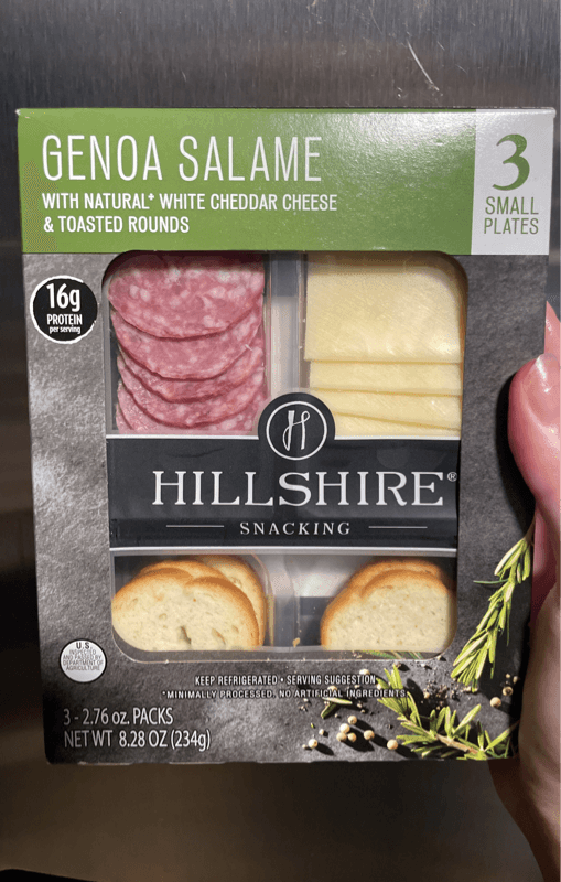 Hillshire Snacking Genoa Salame With Natural* White Cheddar Cheese & Toasted Rounds