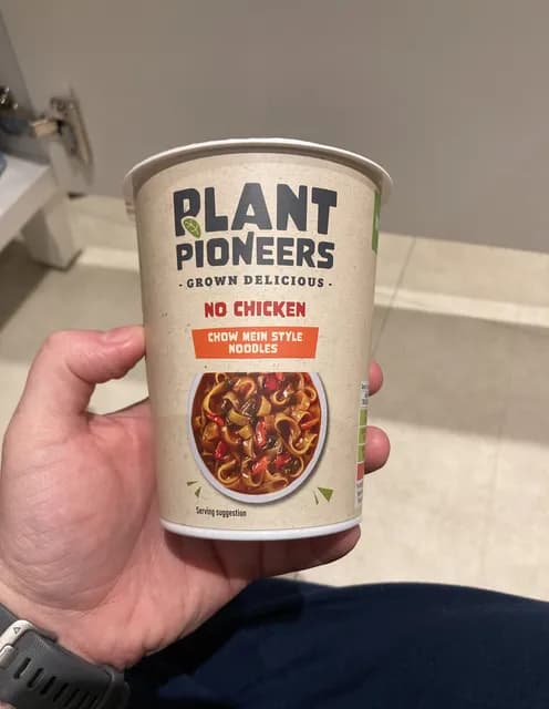 Plant Pioneers No Chicken Chow Mein Style Noodles