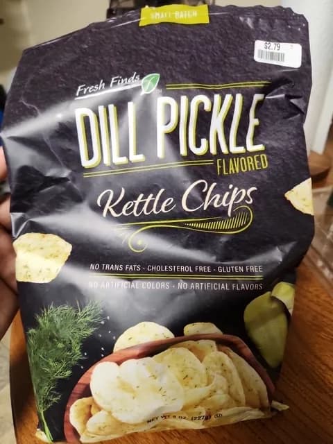 Fresh Finds Dill Pickle Kettle Chips