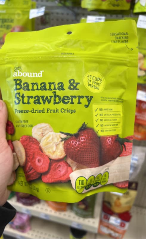 Gold Emblem Abound Strawberry & Banana Freeze-Dried Fruit Crisps