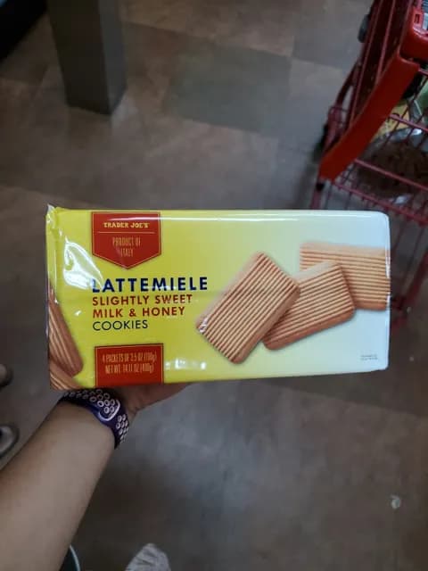 Is it Vegetarian? Trader Joe's Lattemiele Slightly Sweet Milk & Honey Cookies