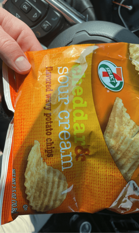 7-Select Cheddar & Sour Cream Flavored Wavy Potato Chips