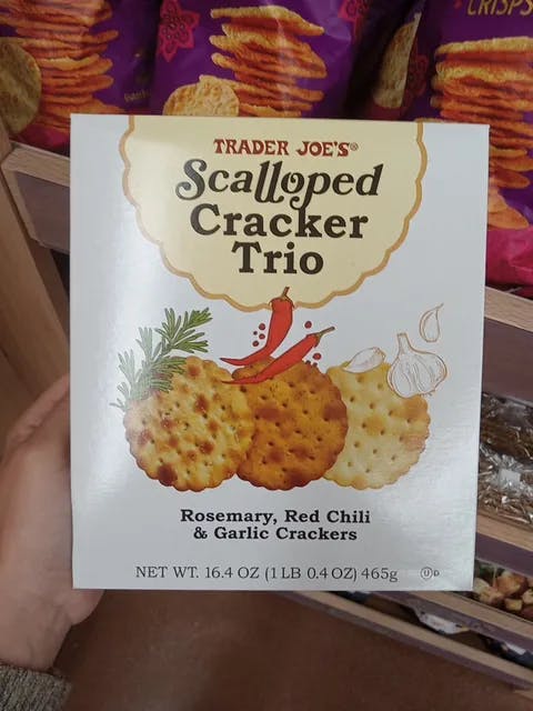 Is it Shellfish Free? Trader Joe's Scalloped Cracker Trio Rosemary, Red Chili & Garlic Crackers